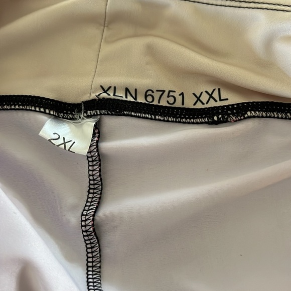 Minnesota Wild Leggings - Picture 5 of 7